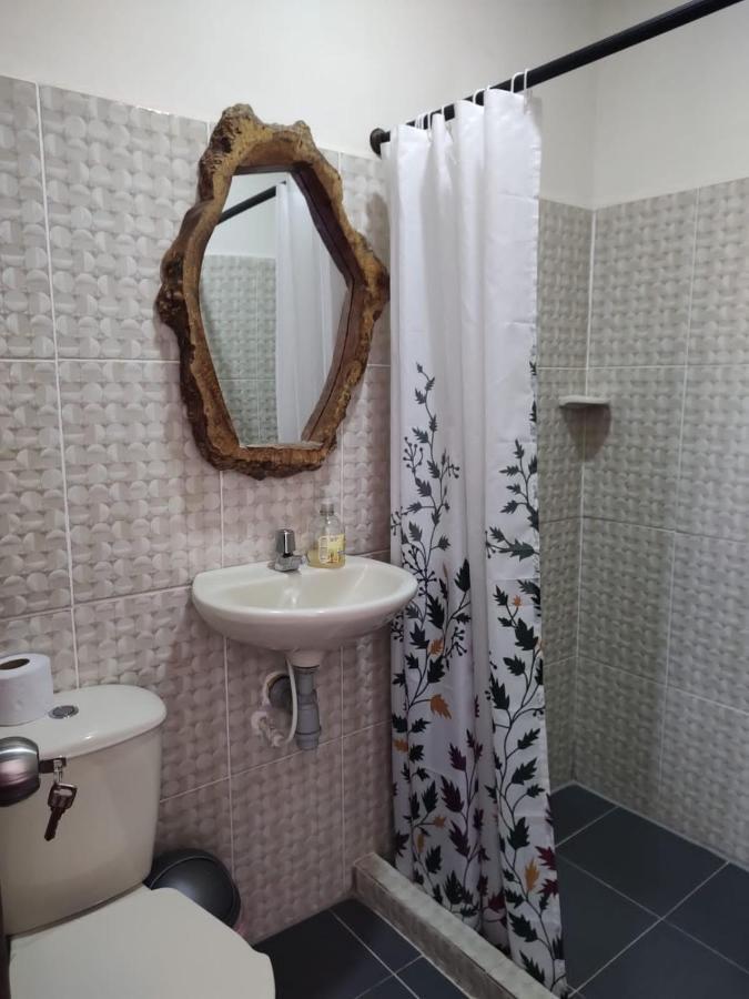 Hostal Casa Madrigal Hotel Filandia Bagian luar foto